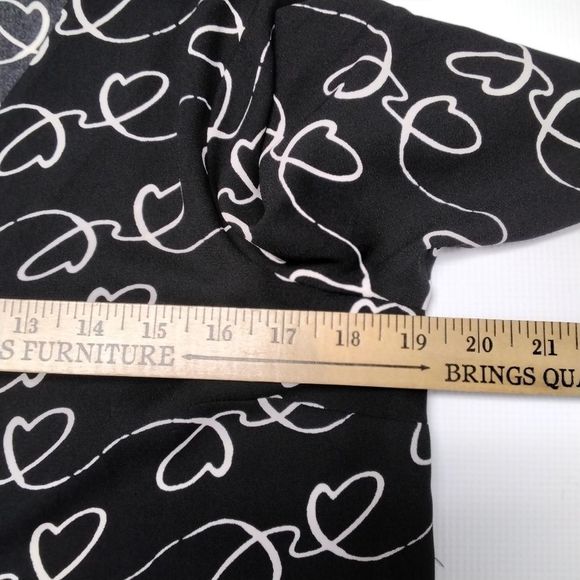 Apt 9 Blouse Black White Heart Swirl Button Down Sz S Coquette Feminine Whimsy - Picture 10 of 12
